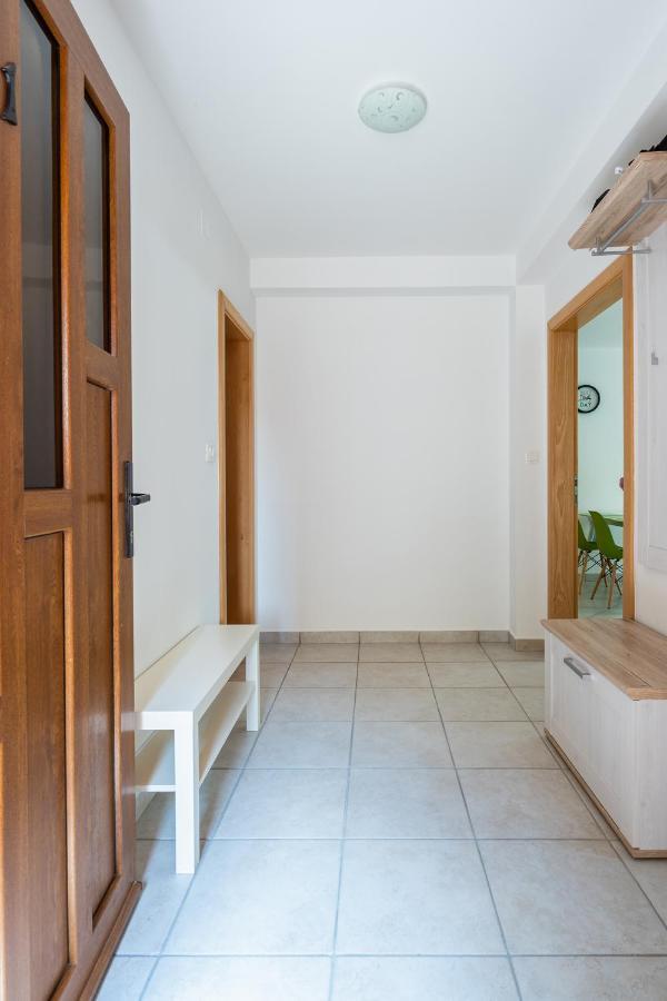 Downtown Apartments Dorian And Nadia Opatija Bagian luar foto