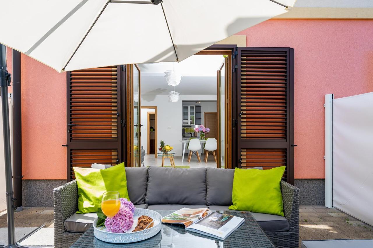 Downtown Apartments Dorian And Nadia Opatija Bagian luar foto