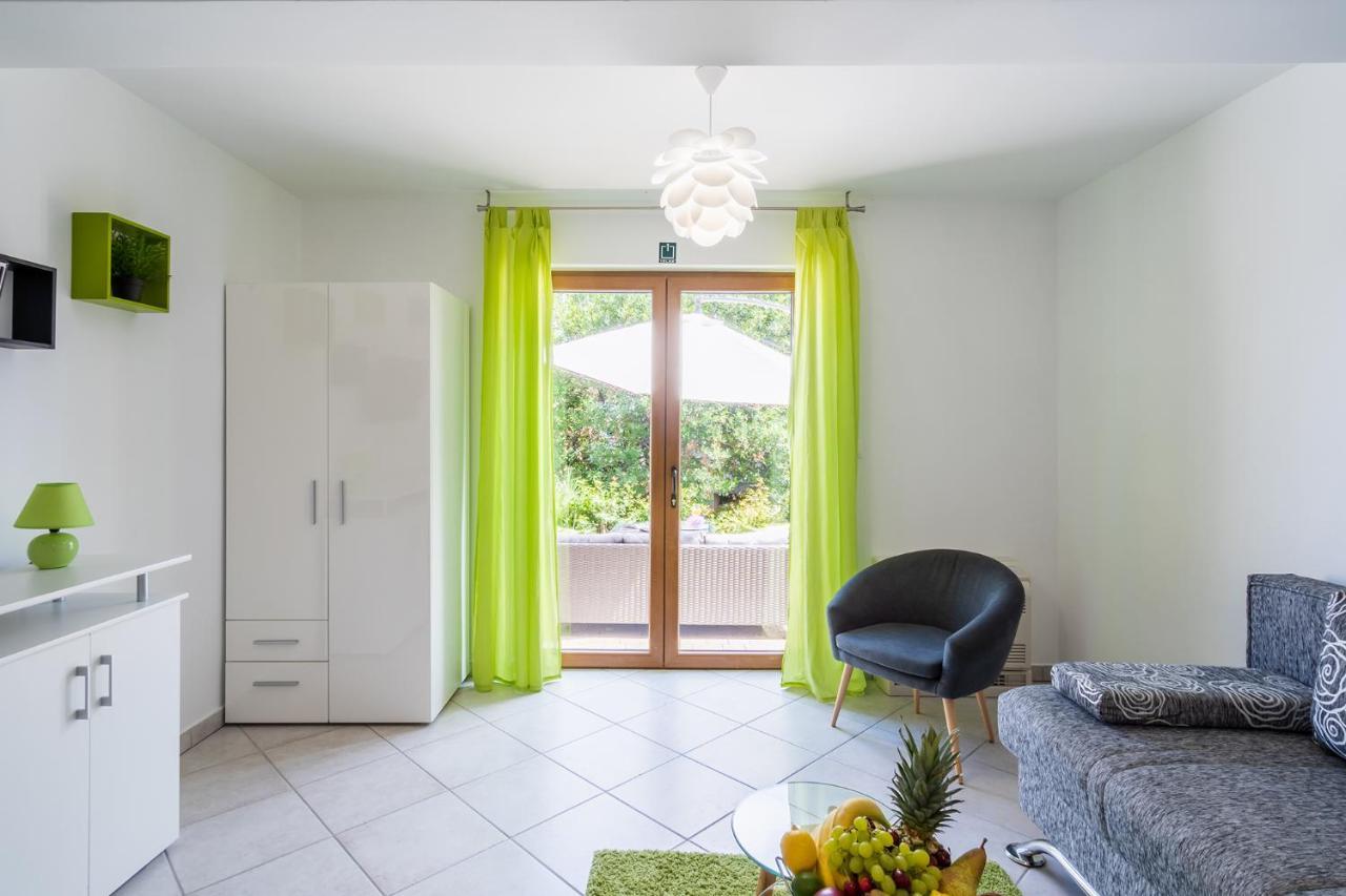 Downtown Apartments Dorian And Nadia Opatija Bagian luar foto
