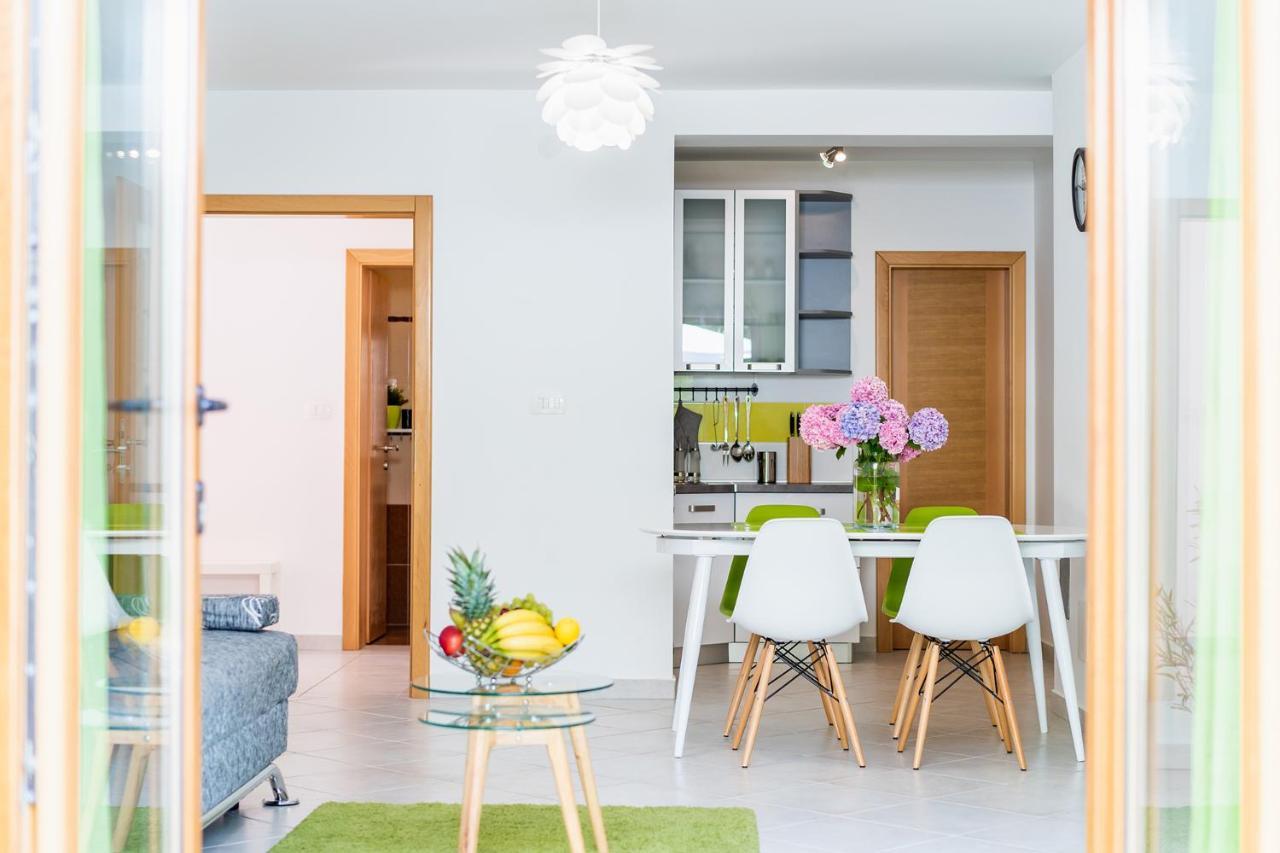 Downtown Apartments Dorian And Nadia Opatija Bagian luar foto