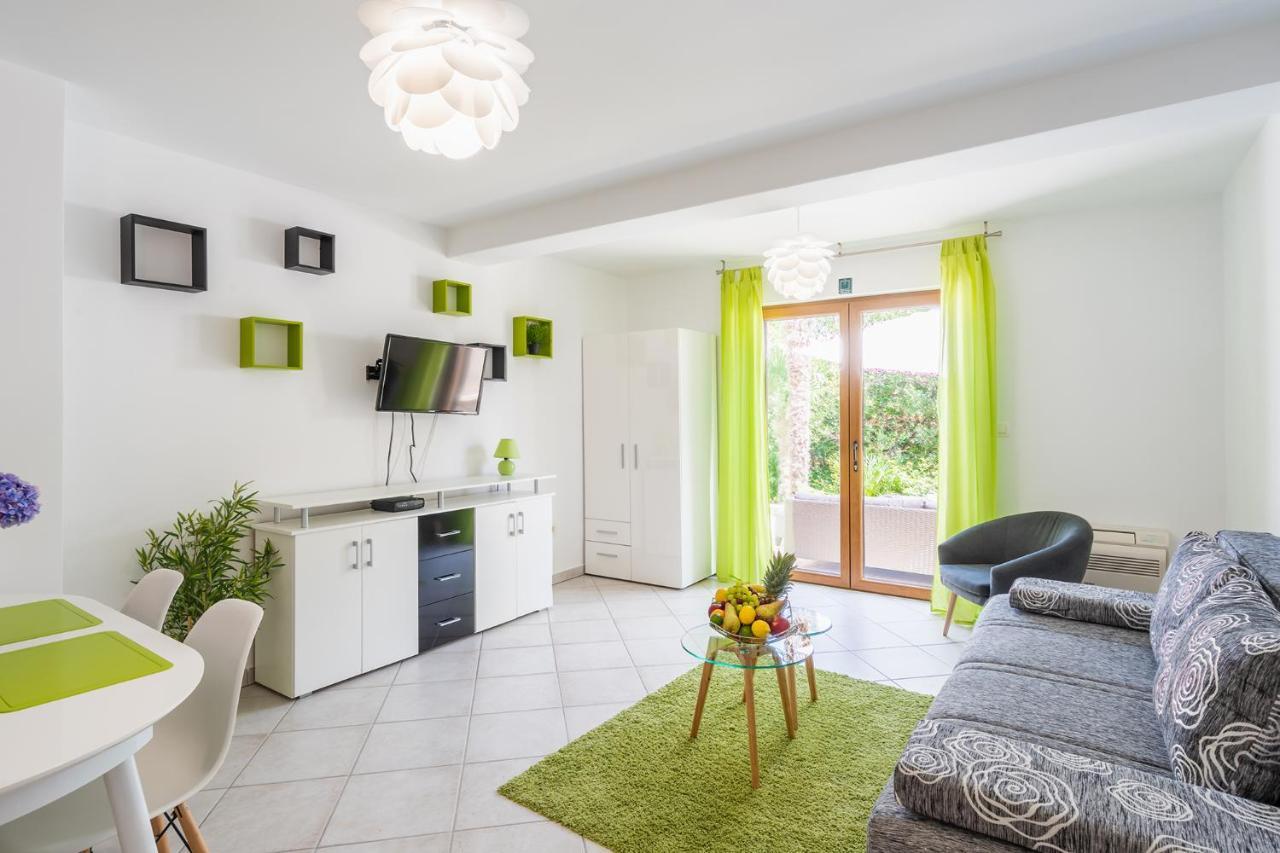 Downtown Apartments Dorian And Nadia Opatija Bagian luar foto
